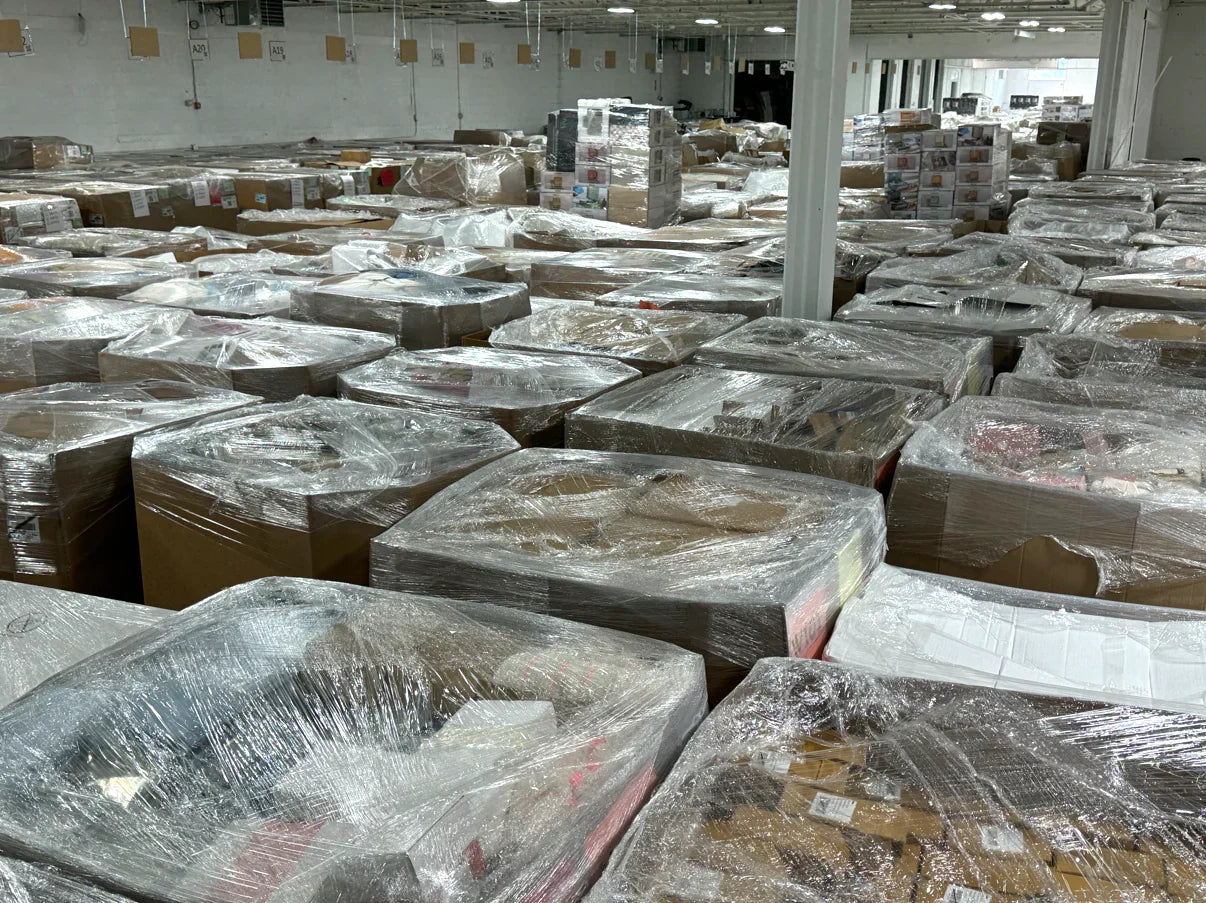 Clothes Pallets: Optimizing Garment Transport in Modern Logistics