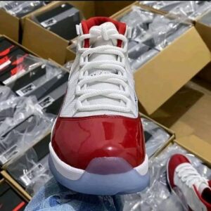 Bulk Jordan Shoes Liquidation Pallet