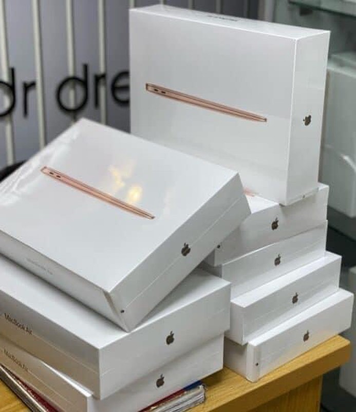 Wholesale Macbook Air Liquidation Pallets - Image 5
