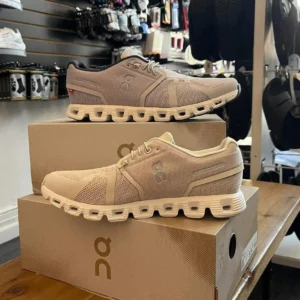Cloud nova shoe pallet