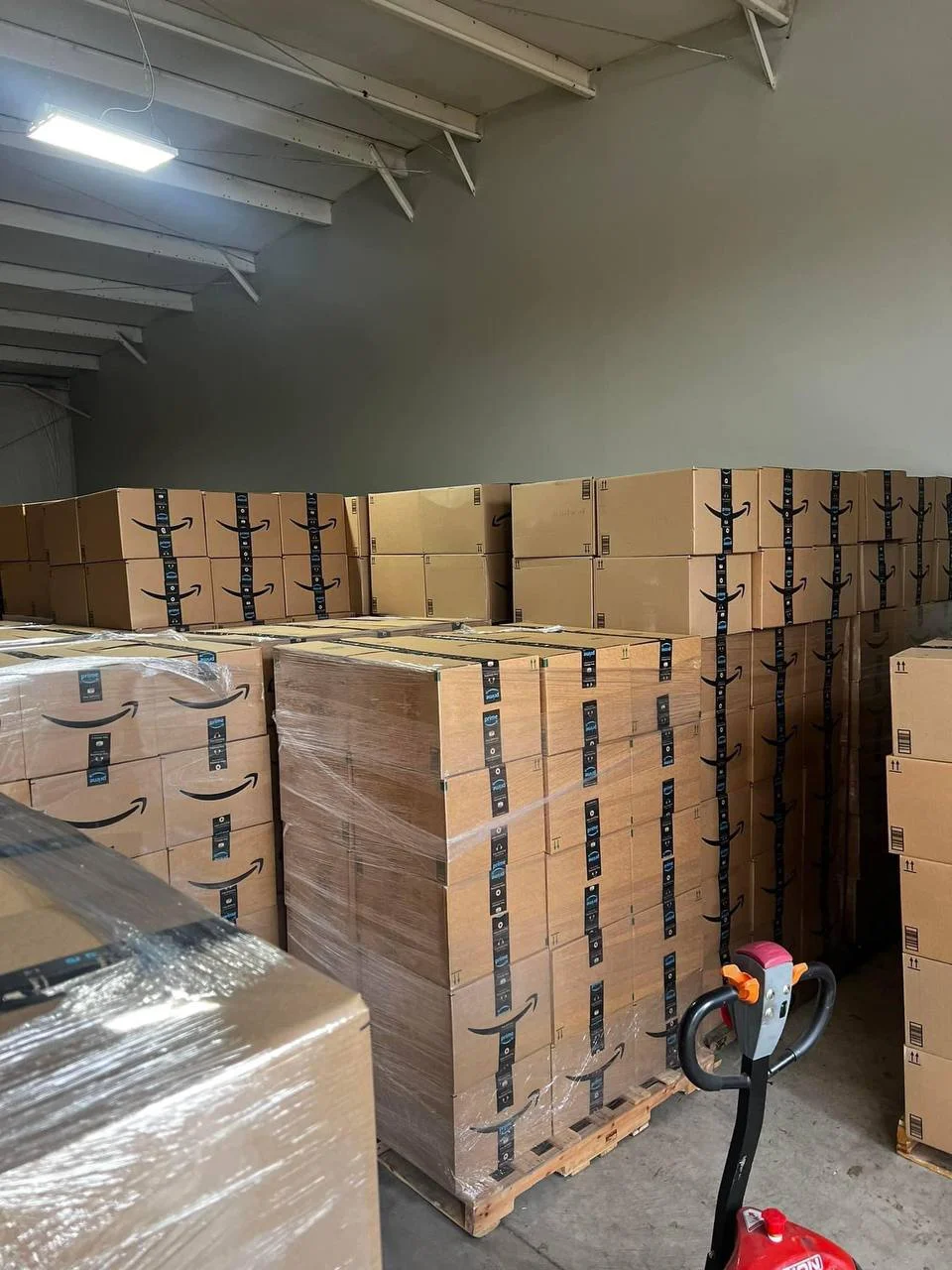 Amazon boxes-Warehouse Pallet Liquidators